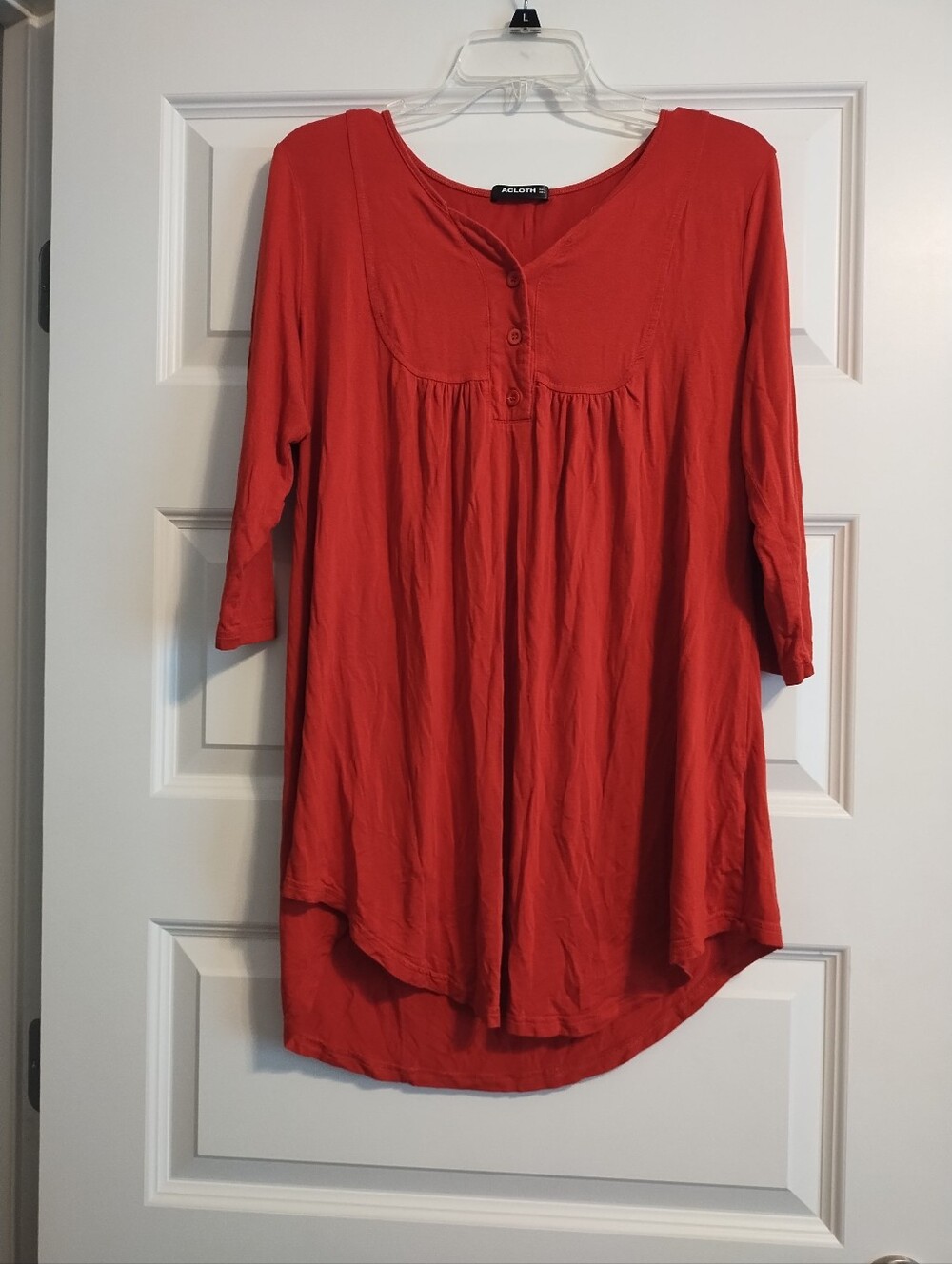 5/$25 Women's Red Button-Trim Scoop Neck Tunic Top